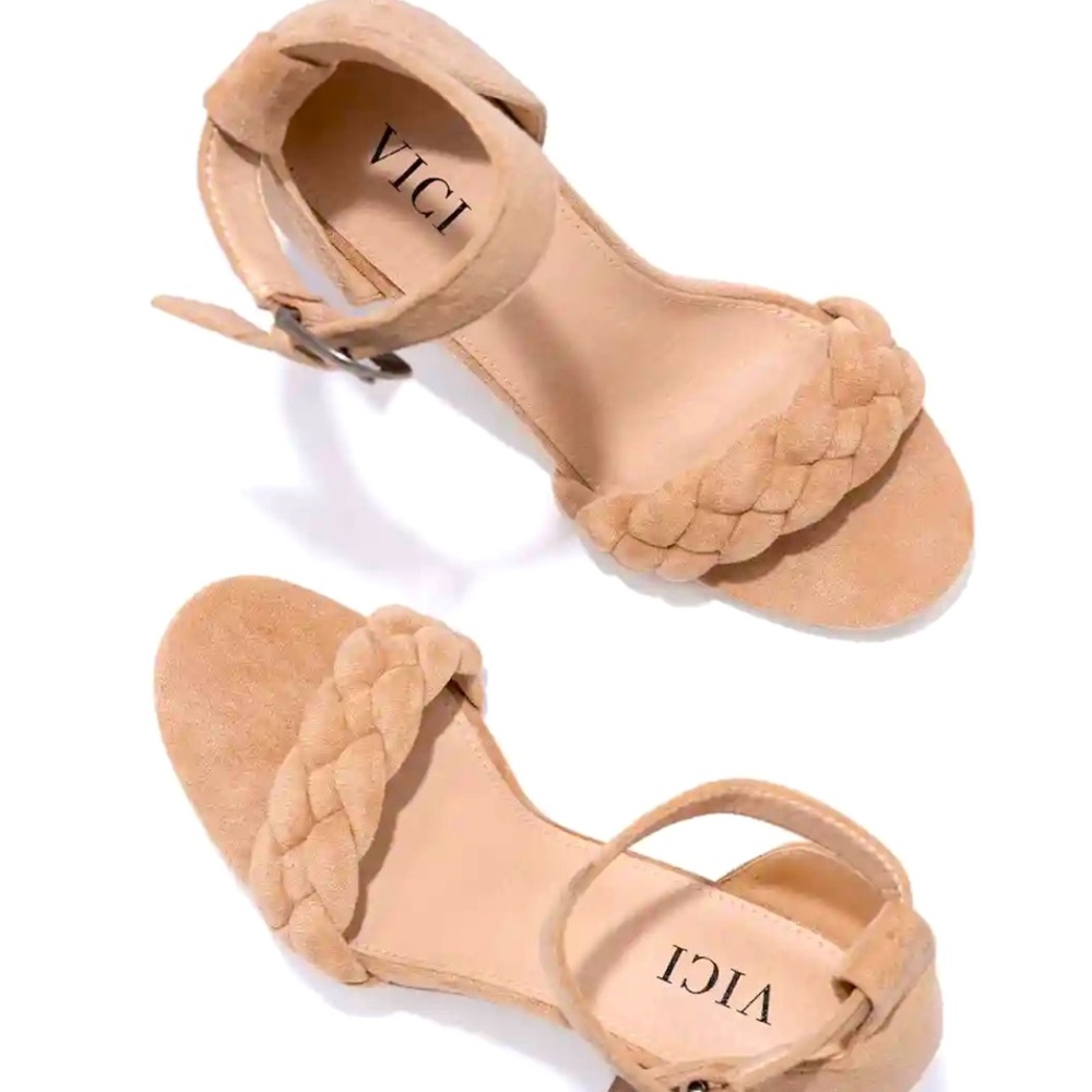IRIS BRAIDED HEELED SANDAL - TAN